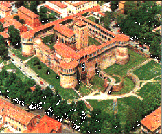 CastelloImola.gif (54590 bytes)